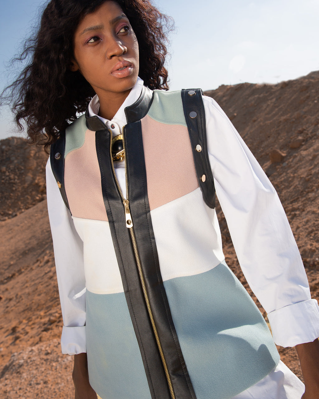 Hirola Vest