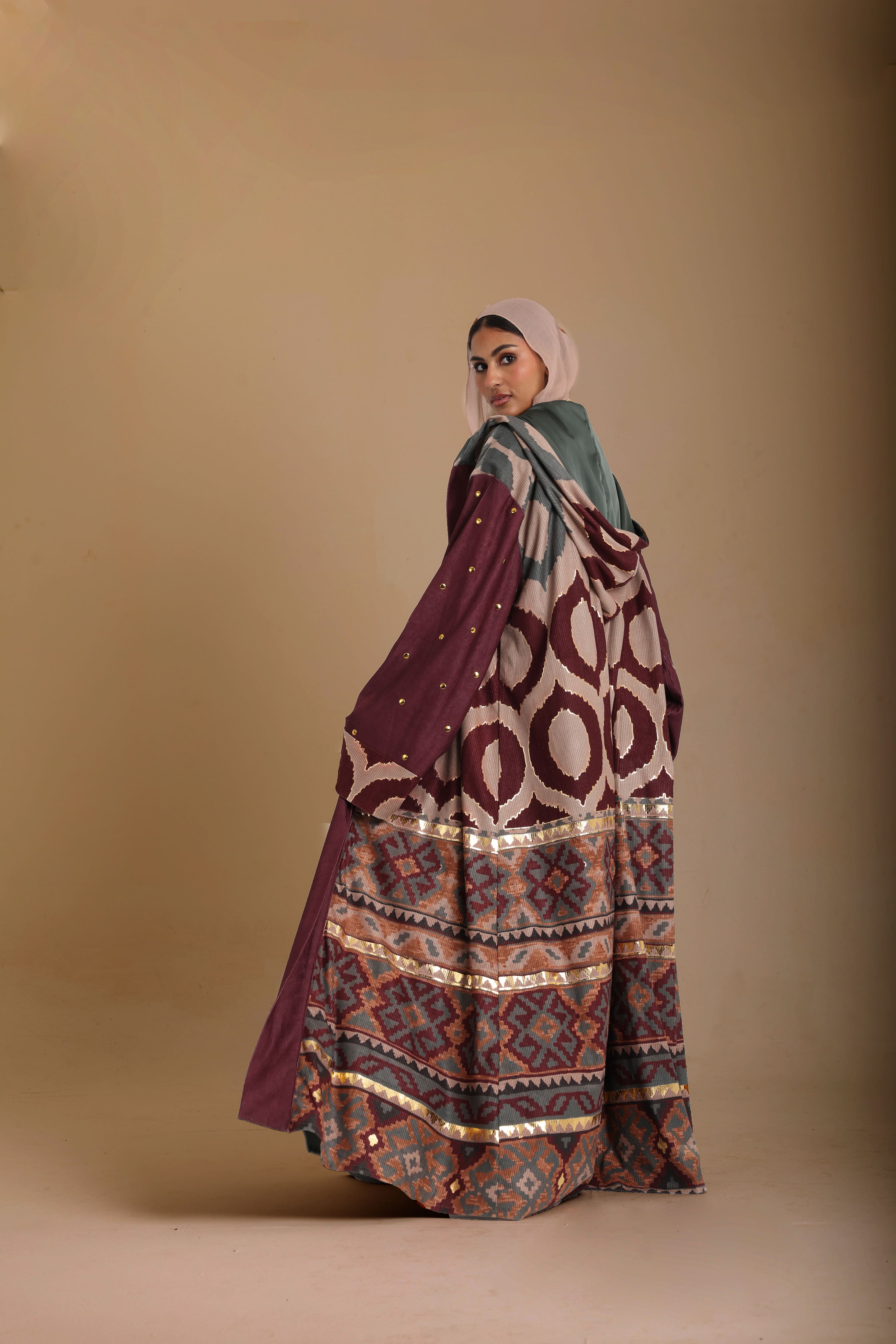 BINT ALSULTAN Kaftan