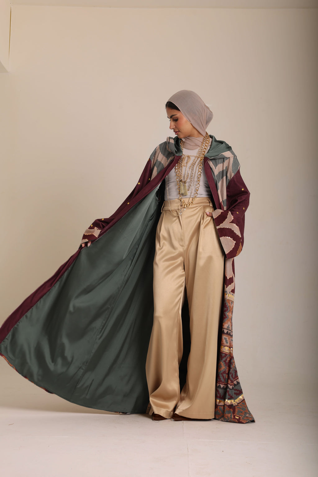 BINT ALSULTAN Kaftan