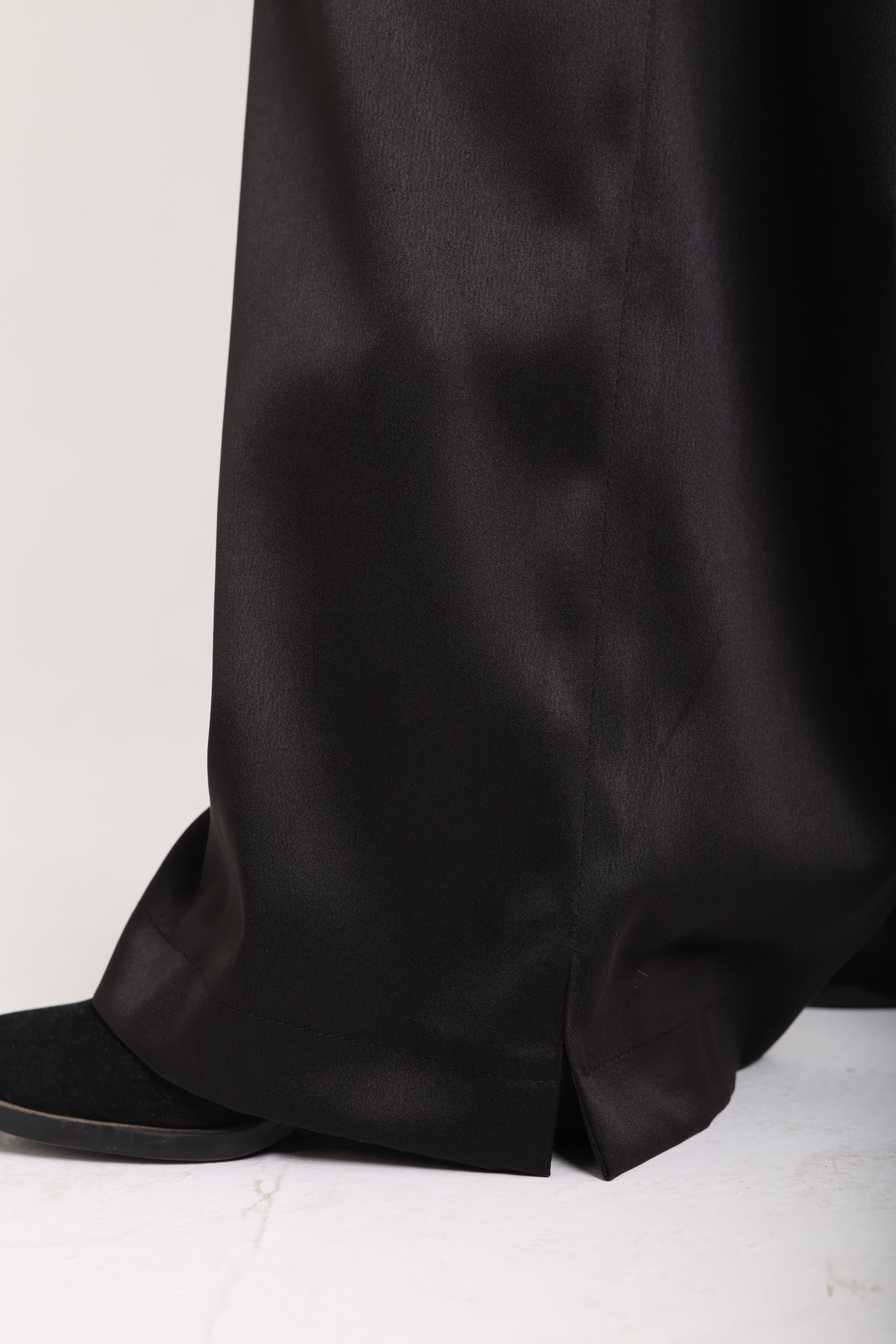 Aura Satin Pants " Black"