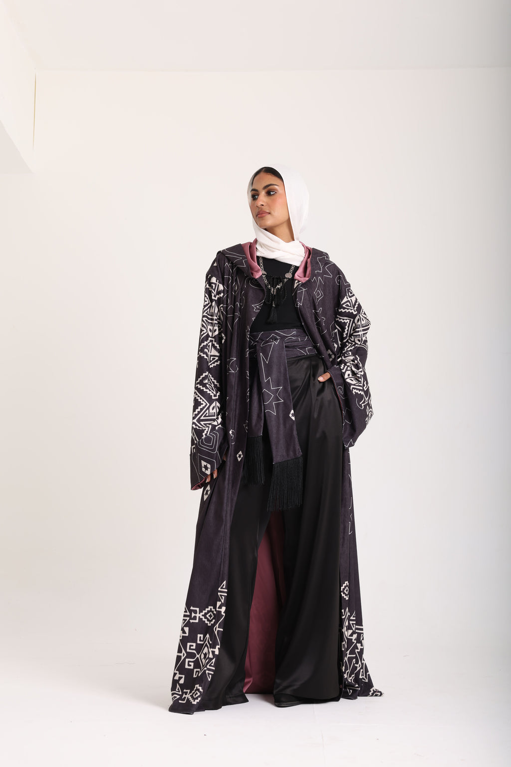 QOMOR Kaftan