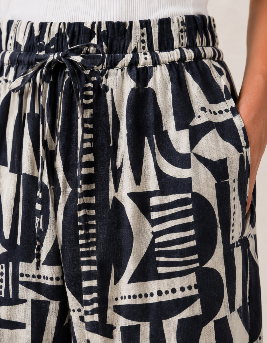 Balloon Linen Pants “Black & White ”