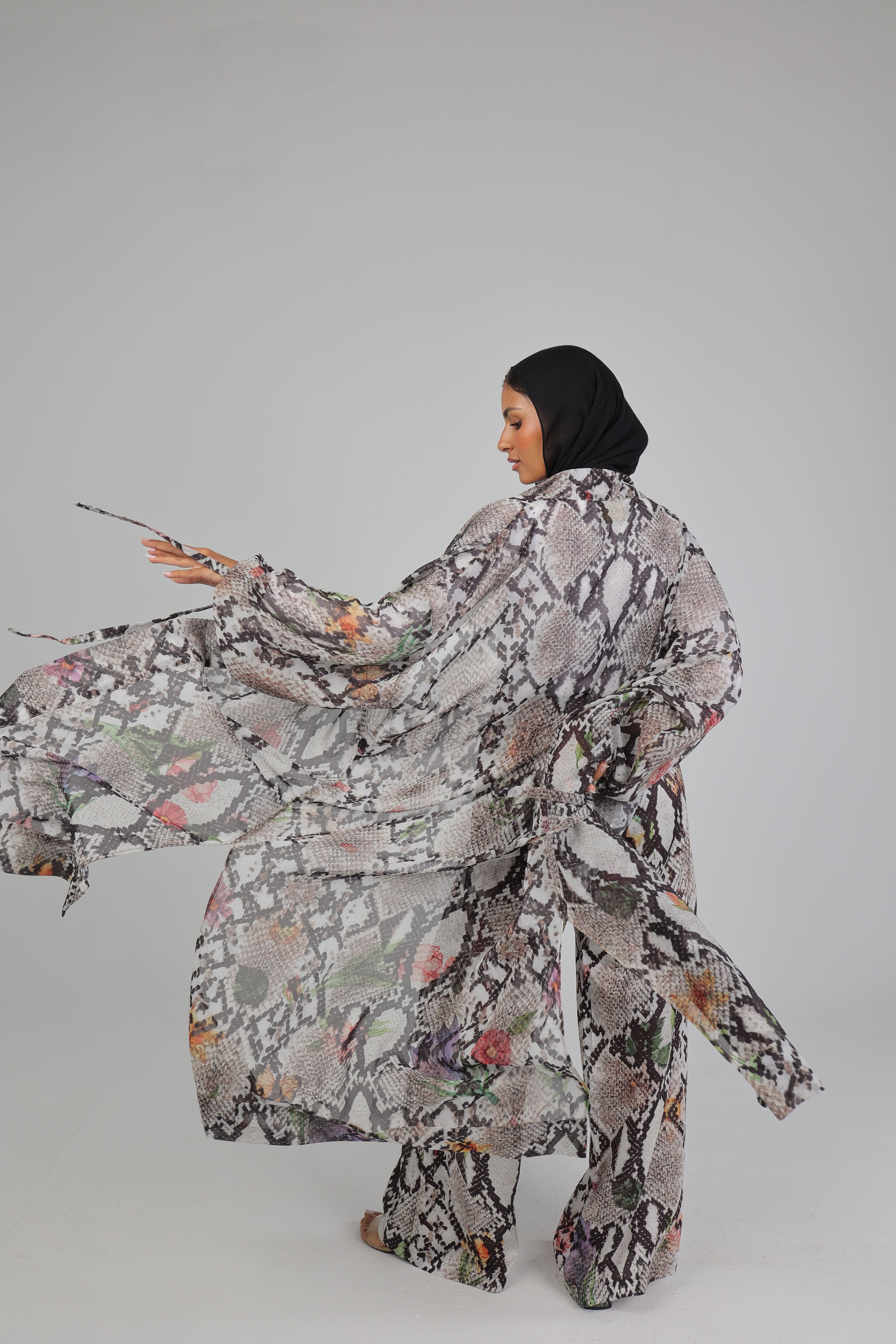 Fluer Lizar Kimono