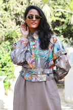 "AROUND THE WOLRD" Cropped jacket