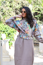 "AROUND THE WOLRD" Cropped jacket
